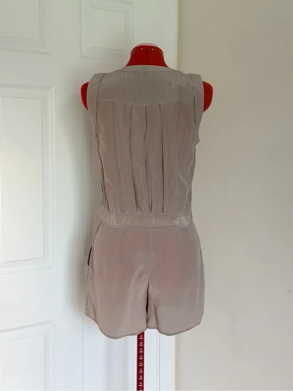 Y2K BCBGMAXAZRIA Paloma 100% Silk Pleated Romper Jumpsuit Hazelnut XS-S